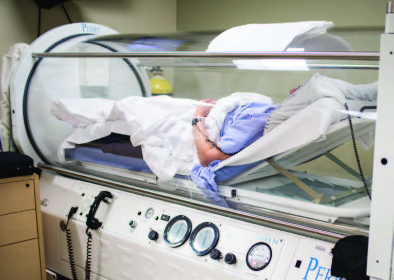 A Montefiore patient receiving hyperbaric oxygen treatment