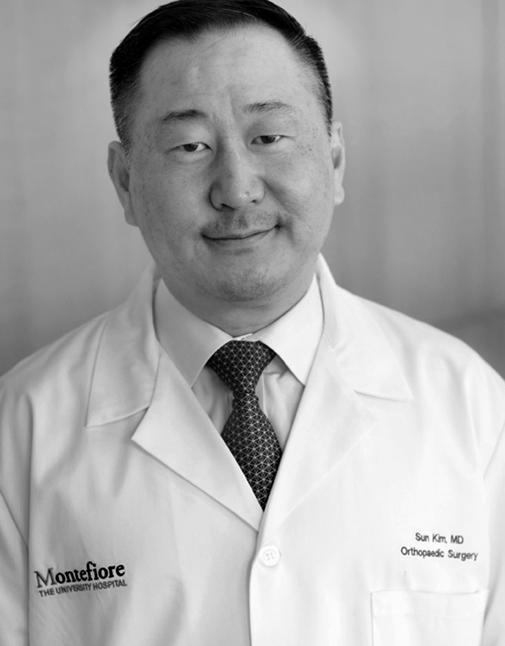 Sun Jin Kim, MD - Chief, Joint Replacement,  Clinical Director, Center for Joint Replacement Surgery, Associate Professor, Orthopedic Surgery - Joint Replacement